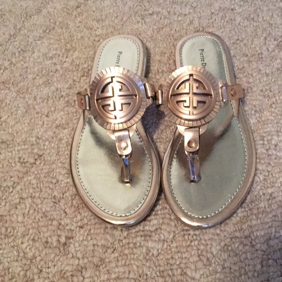 Pierre Dumas Shoes - Pierre Dumas flip flops